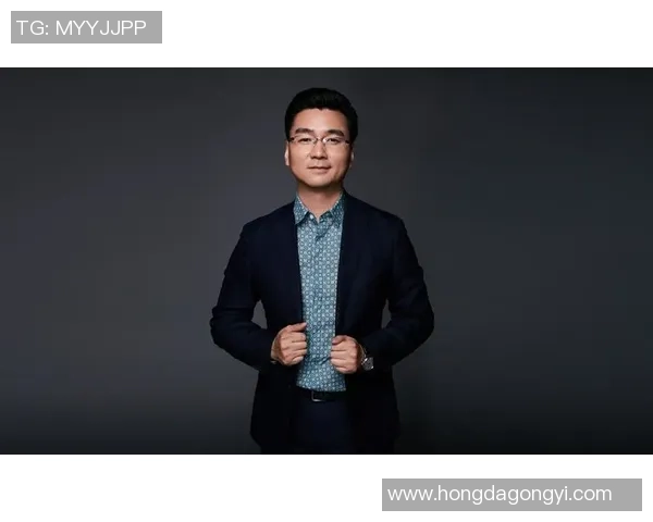 黄伟专访：从青涩少年到网球巨星的奋斗与成长之路MBA